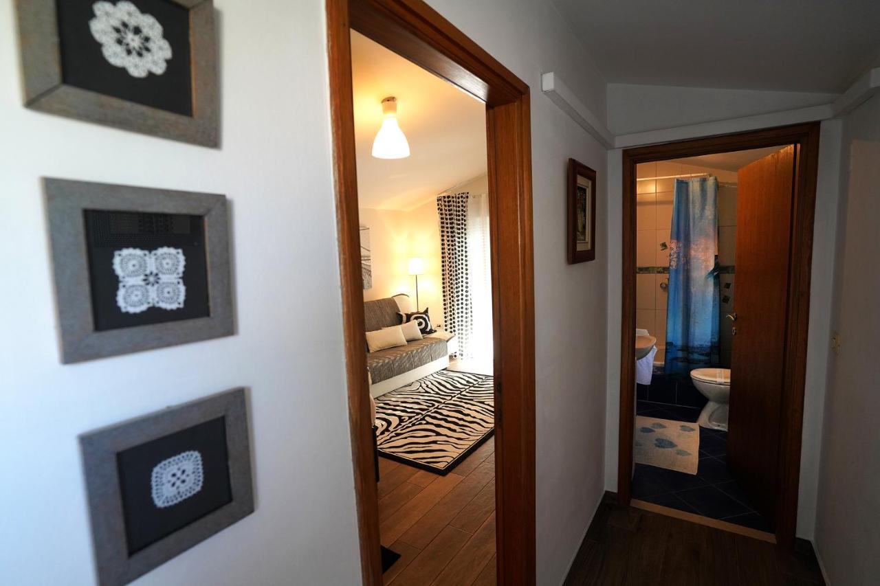 Villa Tago With Heated New Pool Kastela Exterior photo