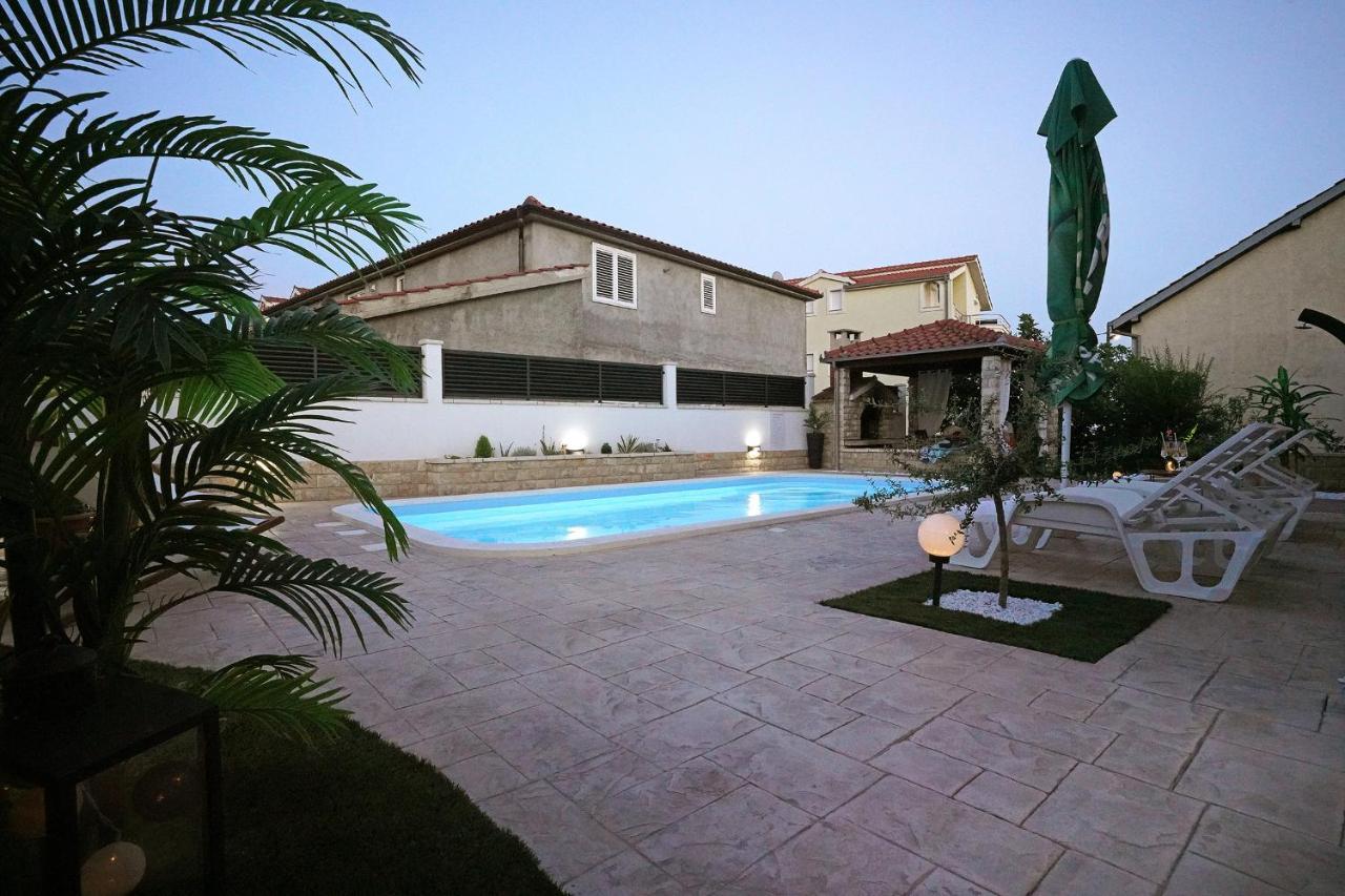 Villa Tago With Heated New Pool Kastela Exterior photo
